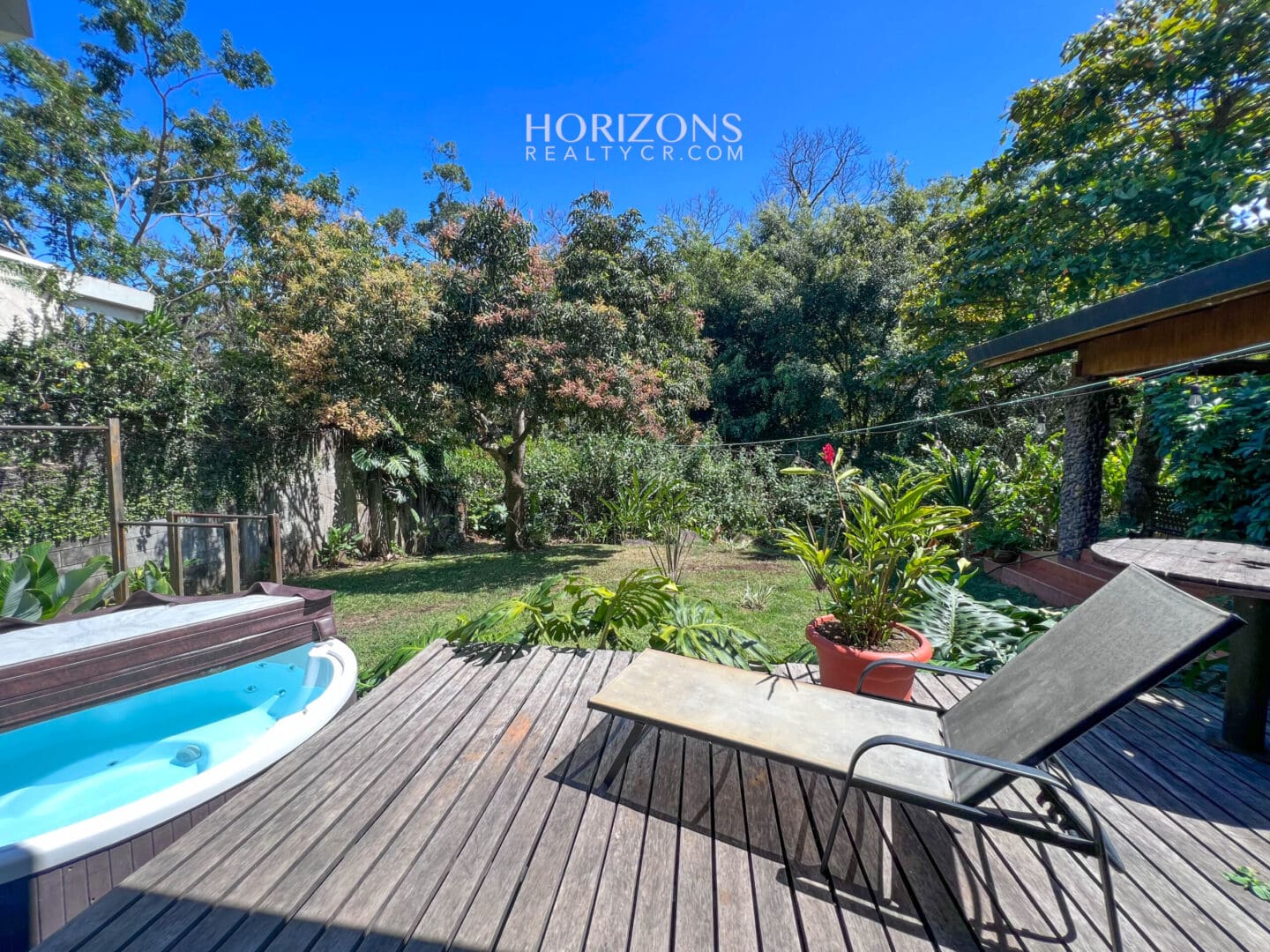 Venta Casa en Los Laurales Escazu 1 Nivel Residencial nja1045