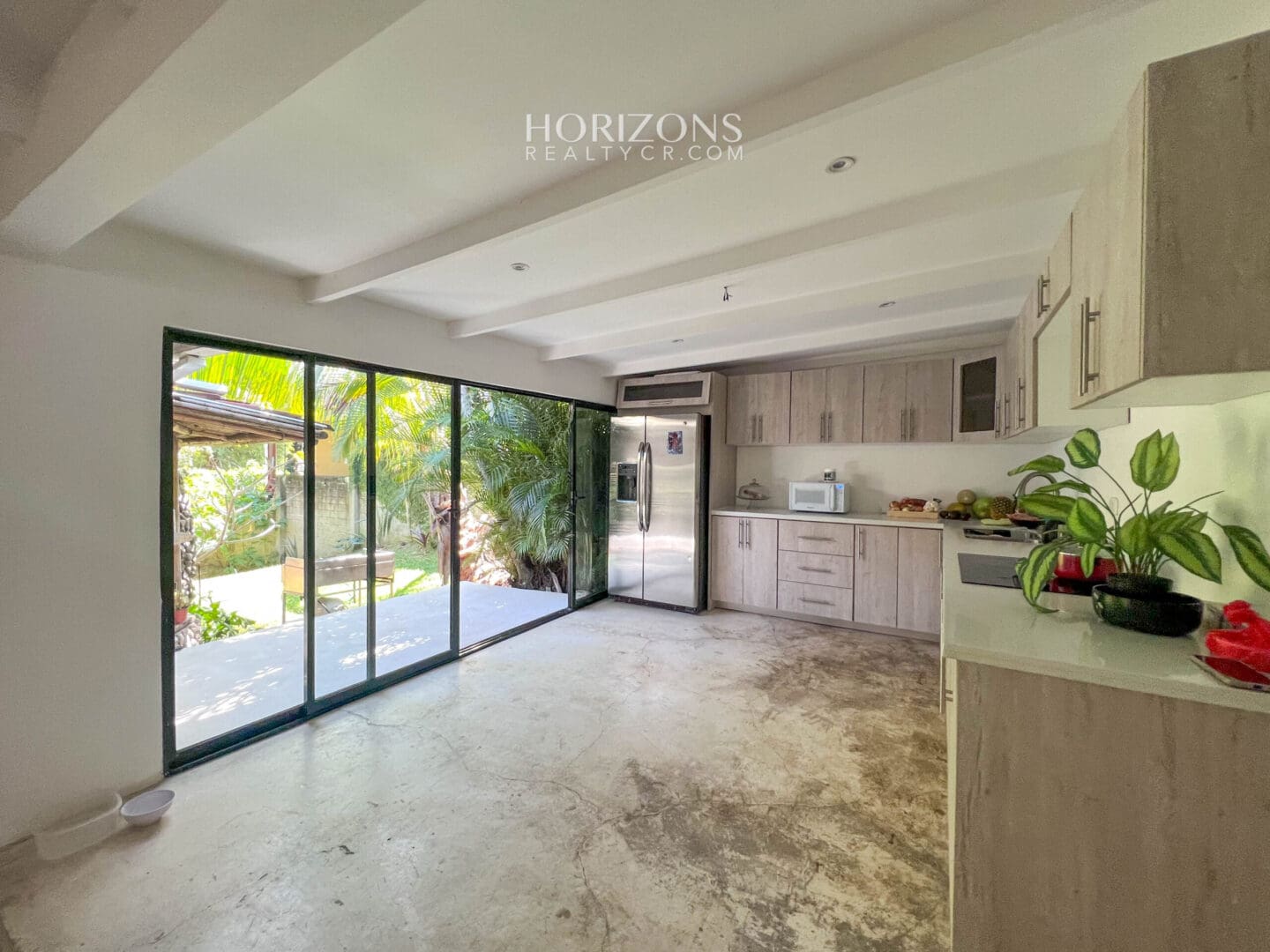 Venta Casa en Los Laurales Escazu 1 Nivel Residencial nja1045