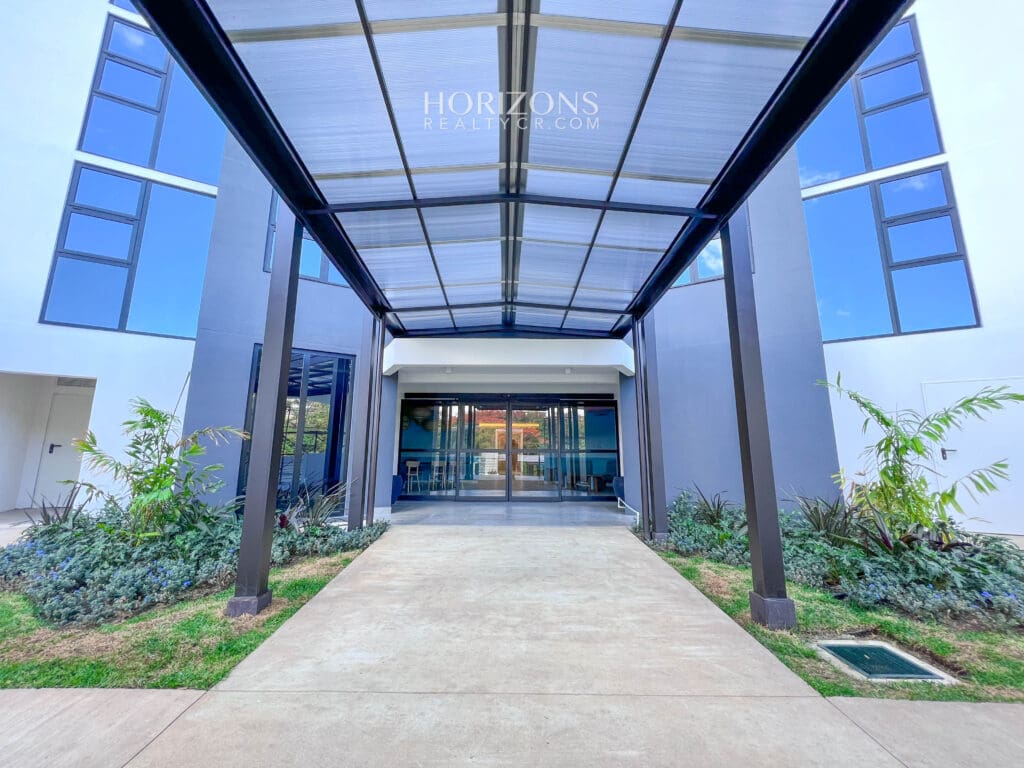 Se Vende Exclusivo Apartamento en Condominio Núcleo Sabana San José con Amenidades y Centro Gastronómico noj1245jb