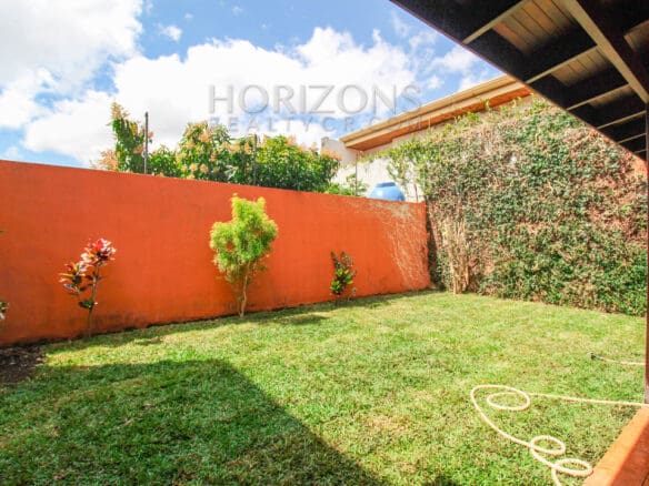 Se Alquila Casa En San Pedro Con Patio 2 Habitaciones / Terraza Noj916