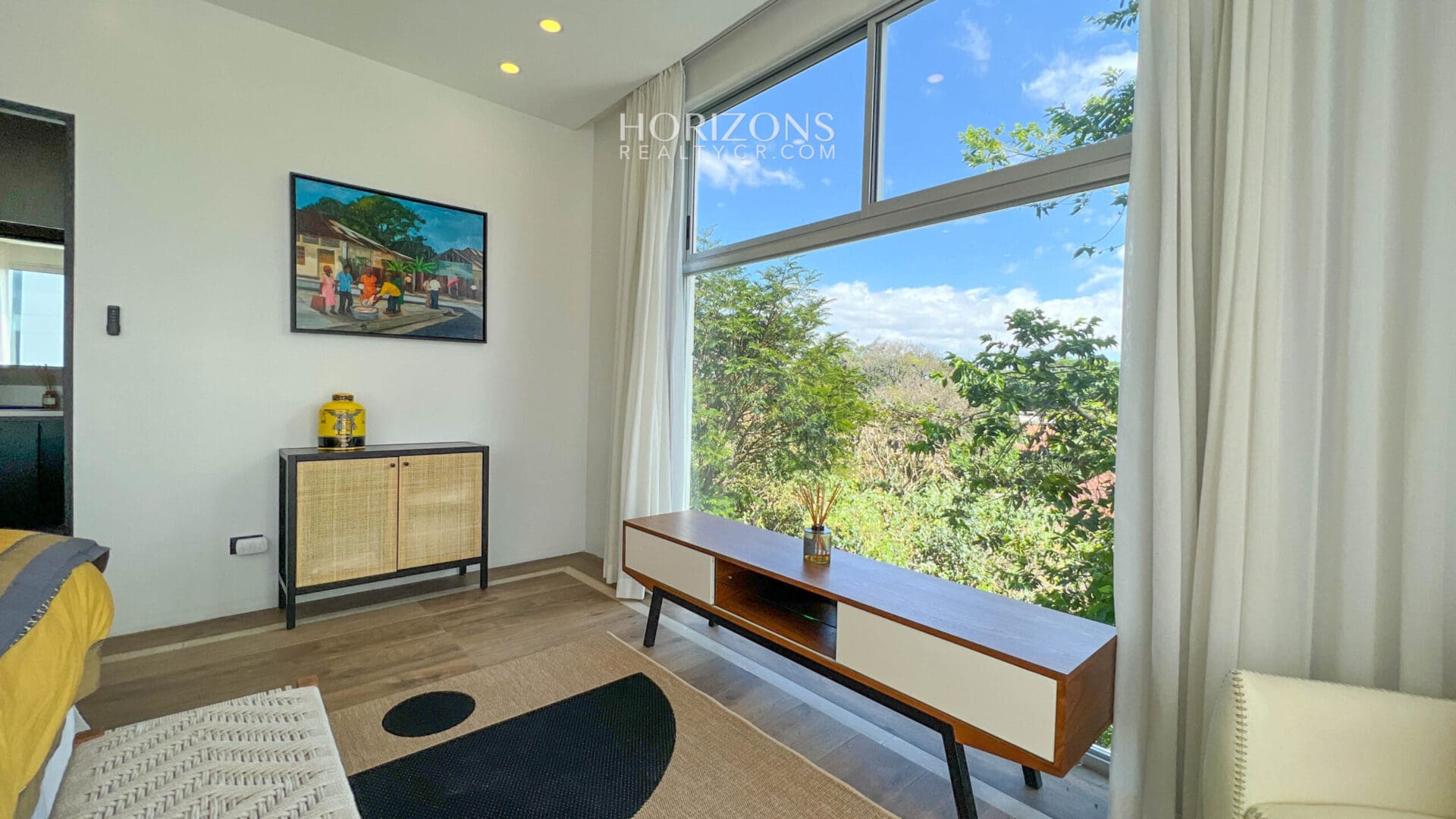 Apartamento Unico en Guachipelín Escazu en Venta nja1055