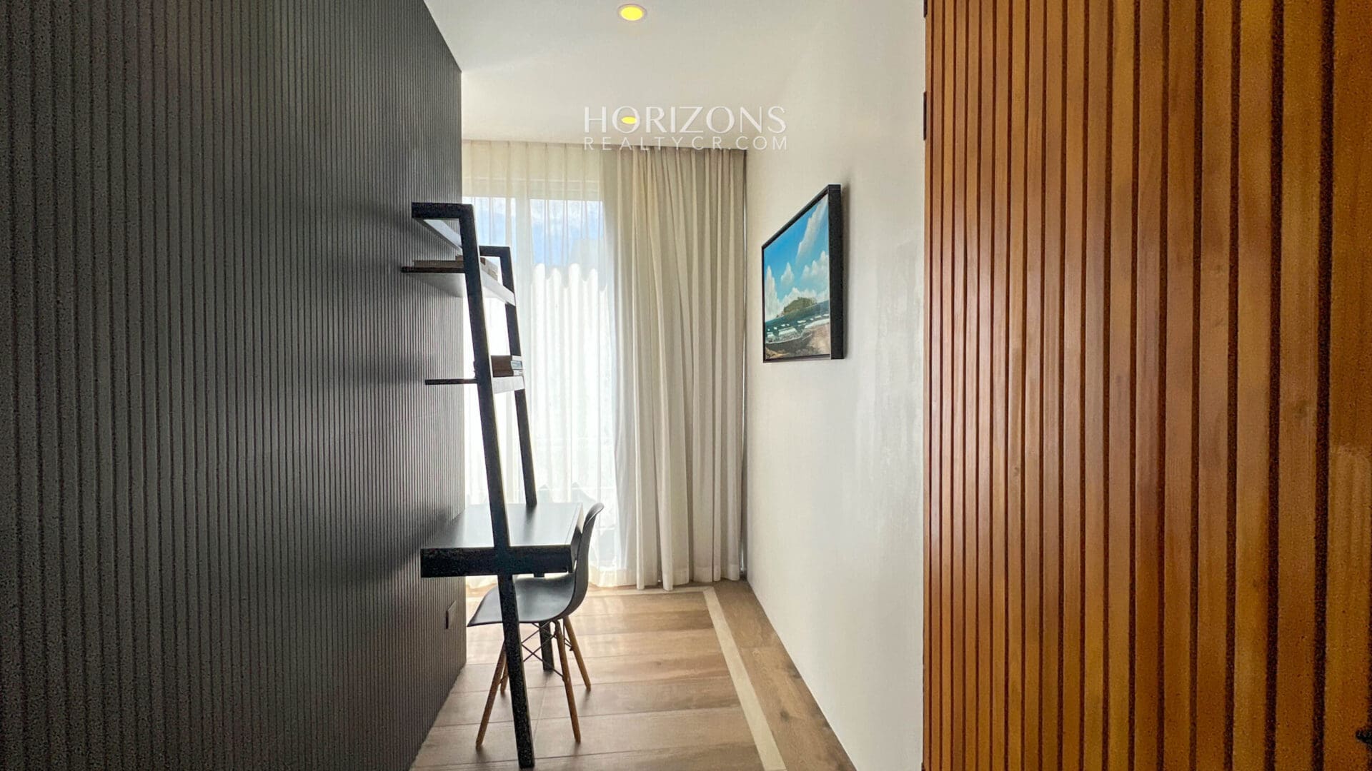 Apartamento Unico en Guachipelín Escazu en Venta nja1055