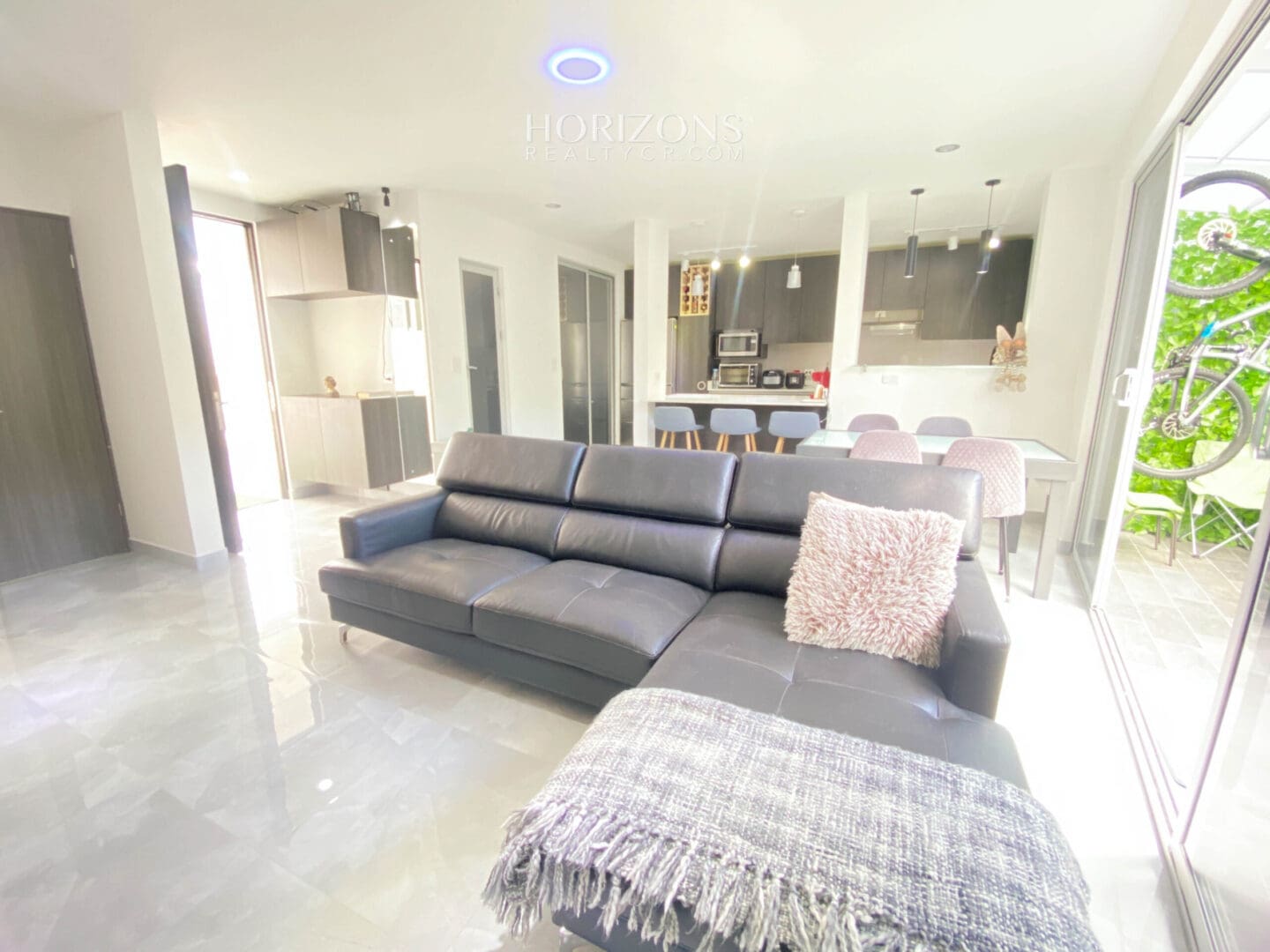 Casa en Condominio La Floresta 3 Hab + Oficina en La Union de Tres Rios nja1056