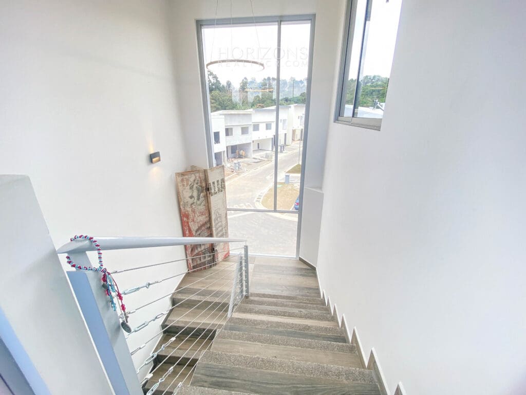 Casa en Condominio La Floresta 3 Hab + Oficina en La Union de Tres Rios nja1056