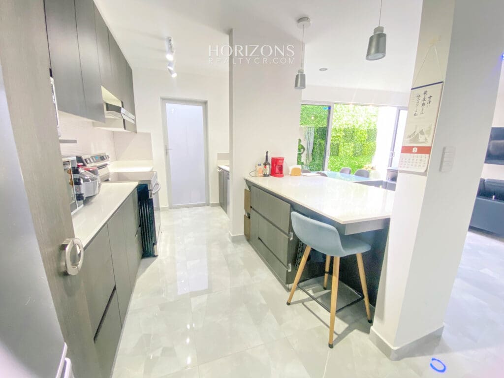 Casa en Condominio La Floresta 3 Hab + Oficina en La Union de Tres Rios nja1056