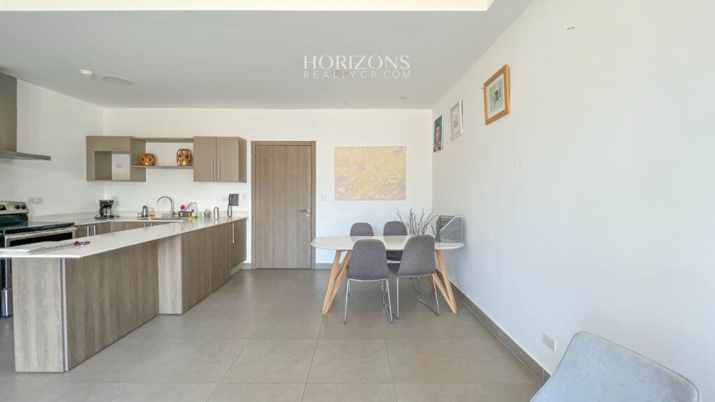 Moderno apartamento en venta en Curridabat con excelente ubicación y seguridad 24/7 nja1058