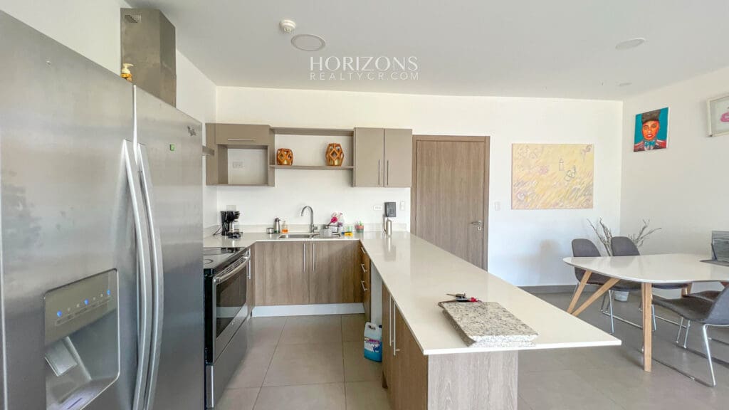 Moderno apartamento en venta en Curridabat con excelente ubicación y seguridad 24/7 nja1058