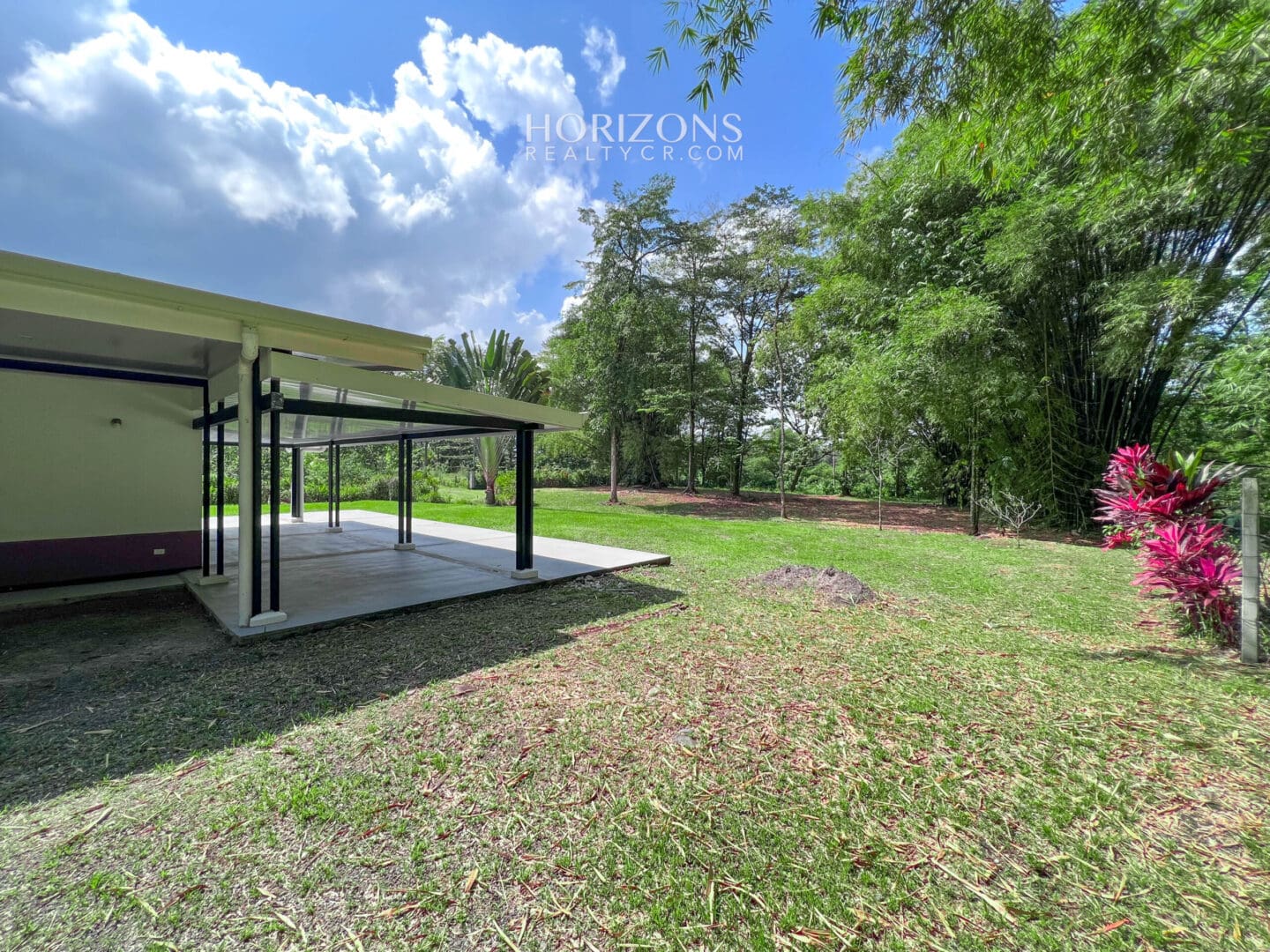 Hermosa Propiedad Con Moderna Casa en Horquetas de Sarapiquí nja1077