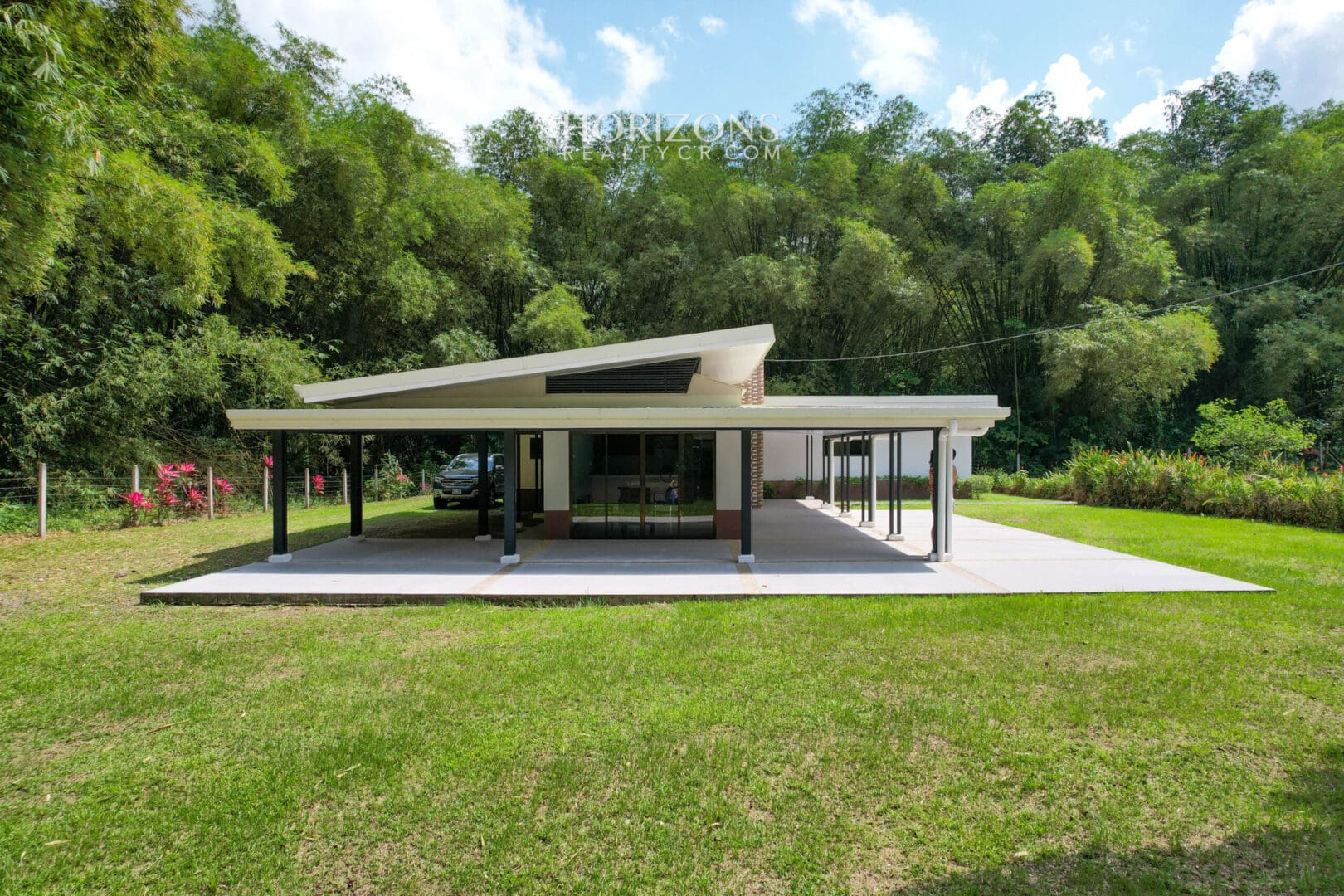 Hermosa Propiedad Con Moderna Casa en Horquetas de Sarapiquí nja1077