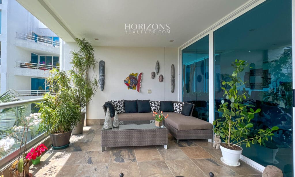Escazú! Viva Rodeado de Belleza y exclusividad en este amplio Apartamento en Venta  nja1078