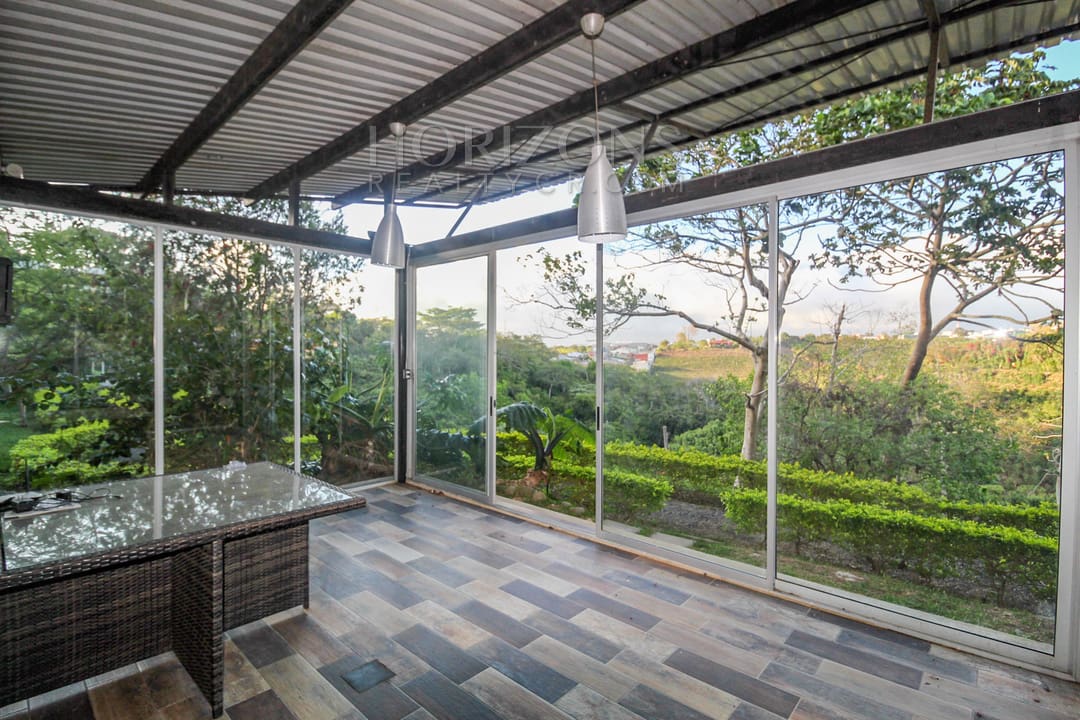 SE ALQUILA APARTAMENTO EN SAN RAFAEL DE MONTES DE OCA 2 HABITACIONES noj930