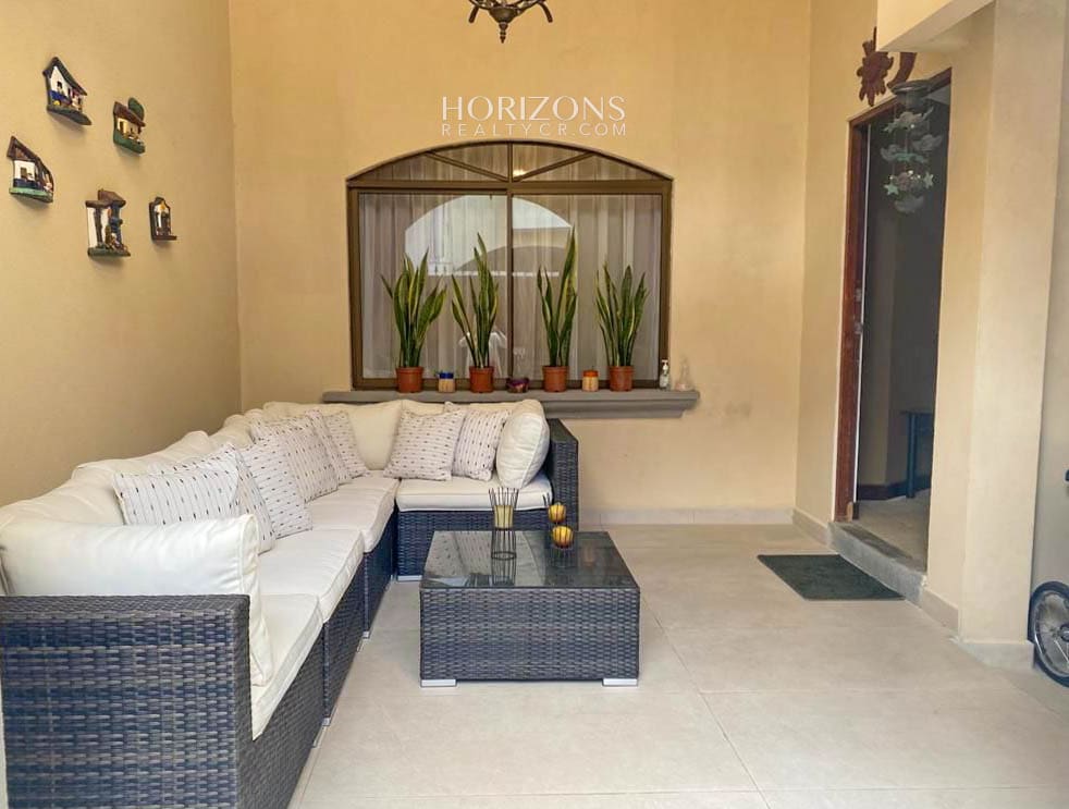 Venta de Casa en Rohrmoser 4 Habitaciones una En Planta Baja! nja1073