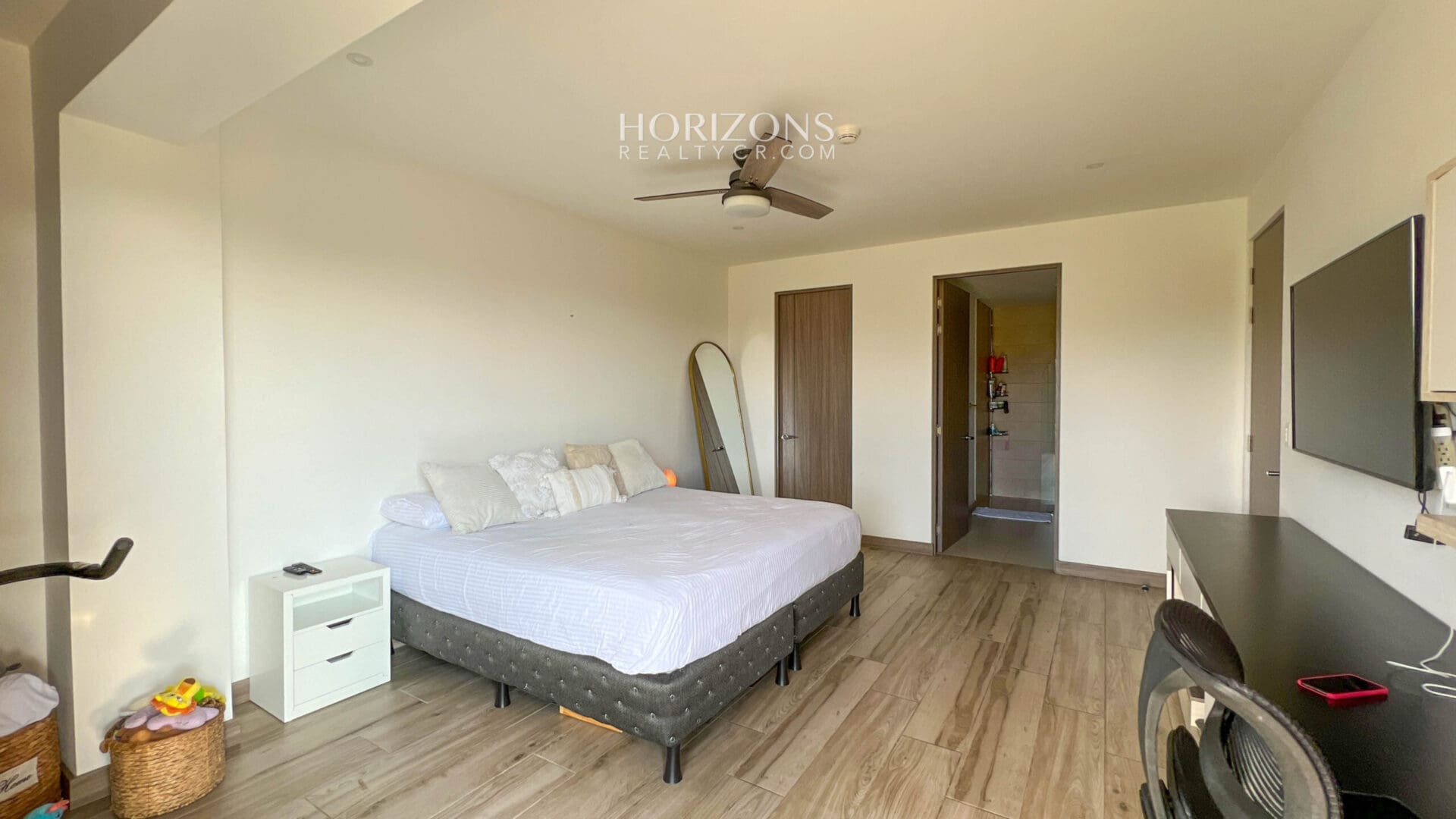 Moderno y Amplio apartamento en venta Curridabat con excelente ubicación nja1084