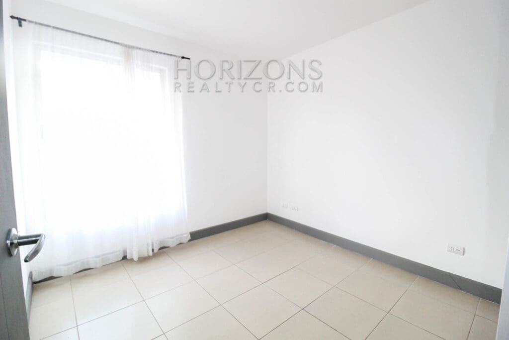 Se Alquila Casa En Sabanilla 3 Habitaciones + Amenidades noj1005