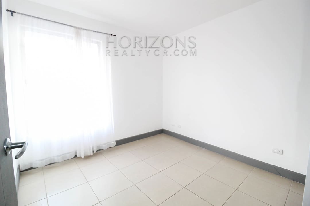 Se Alquila Casa En Sabanilla 3 Habitaciones + Amenidades noj1005