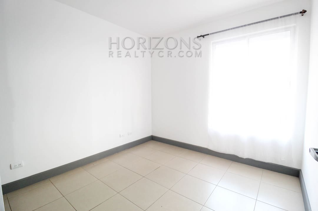Se Alquila Casa En Sabanilla 3 Habitaciones + Amenidades noj1005