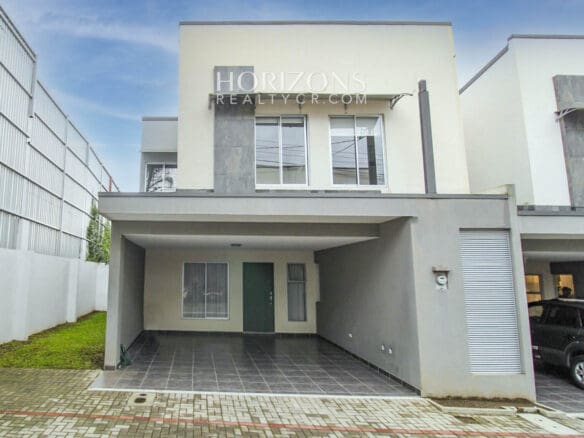 Se Vende Casa En Sabanilla 3 Habitaciones + Amenidades Noj955
