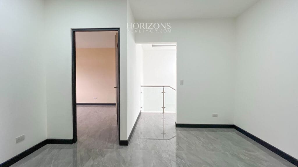 Venta Casa Nueva con Diseño Moderno y Excelentes Amenidades En Condominio Distrito San Juan NJA1091