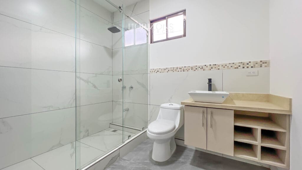 Venta Casa Nueva con Diseño Moderno y Excelentes Amenidades En Condominio Distrito San Juan NJA1091