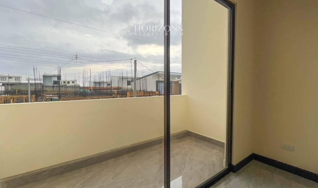 Venta Casa Nueva con Diseño Moderno y Excelentes Amenidades En Condominio Distrito San Juan NJA1091