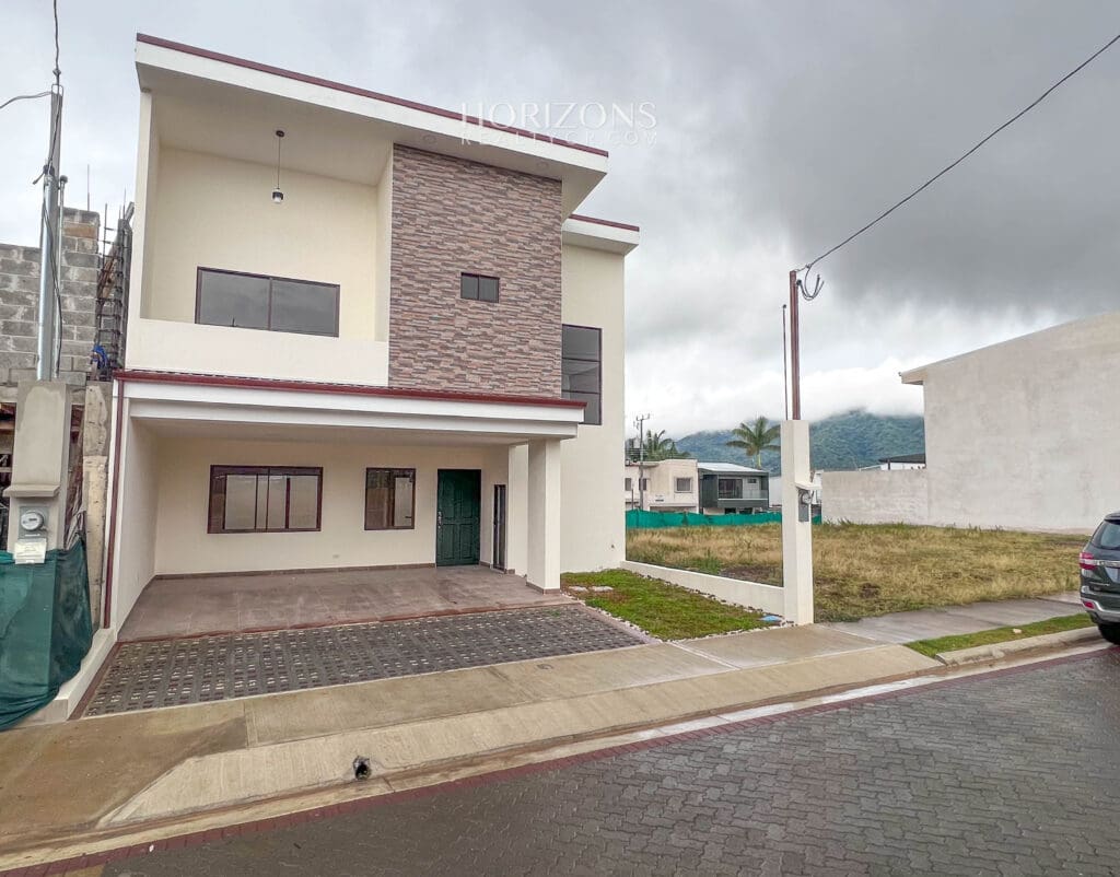 Venta Casa Nueva Con Diseño Moderno Y Excelentes Amenidades En Condominio Distrito San Juan Nja1091
