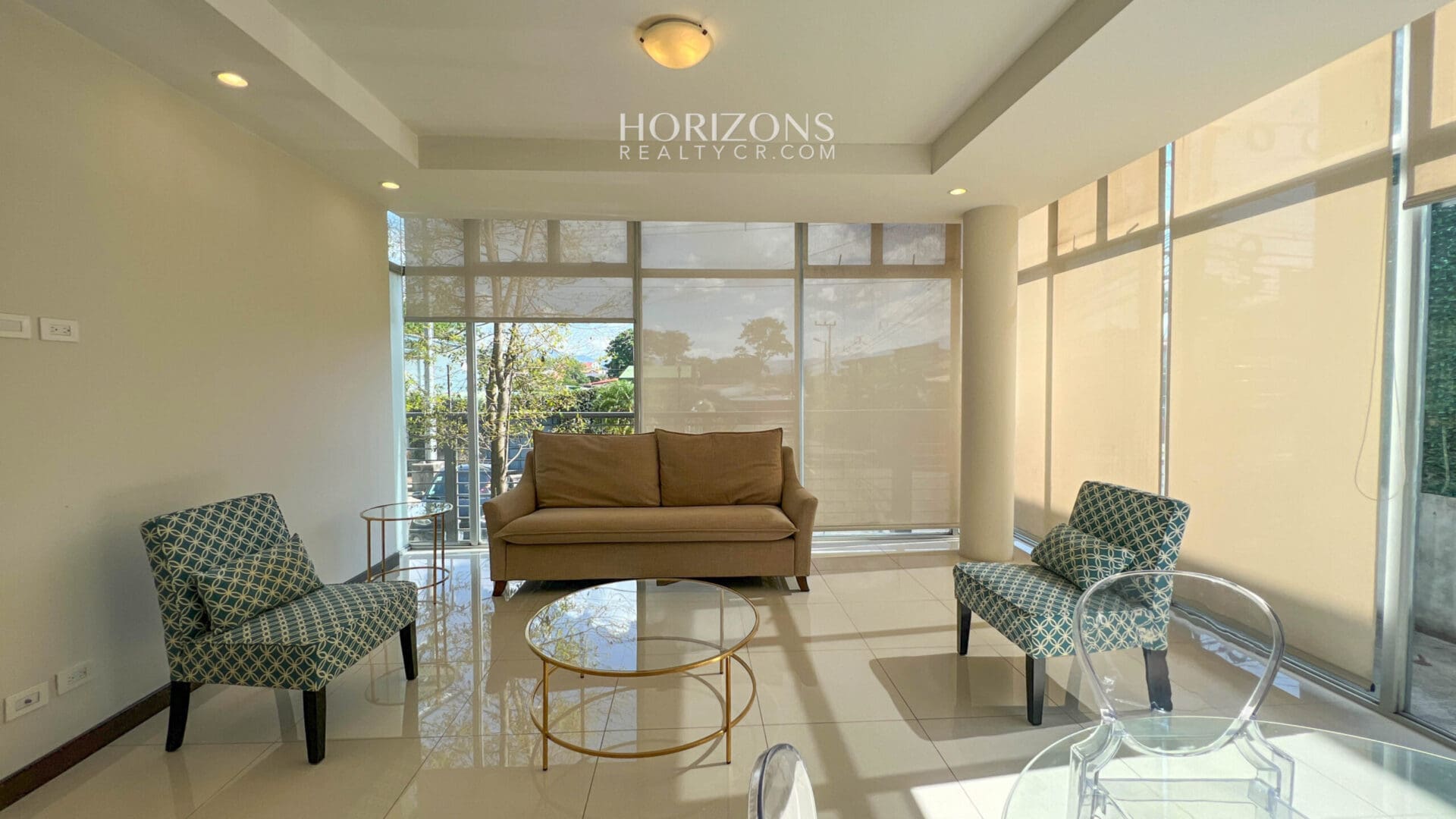 Venta de Moderno Apartamento Amueblado a 1.7 KM de La UCR 1 Habitación 1 Parqueo Oportunidad de Inversión  nja1092