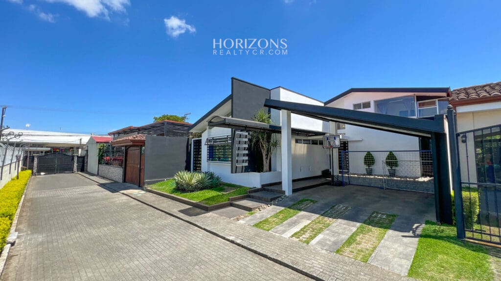 ¡Un Hogar Con Estilo Propio! Se Vende Casa Contemporánea de Una Planta en La Unión Tres Ríos nja1096