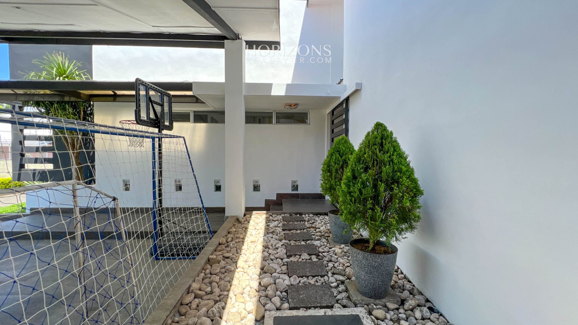 ¡Un Hogar Con Estilo Propio! Se Vende Casa Contemporánea de Una Planta en La Unión Tres Ríos nja1096