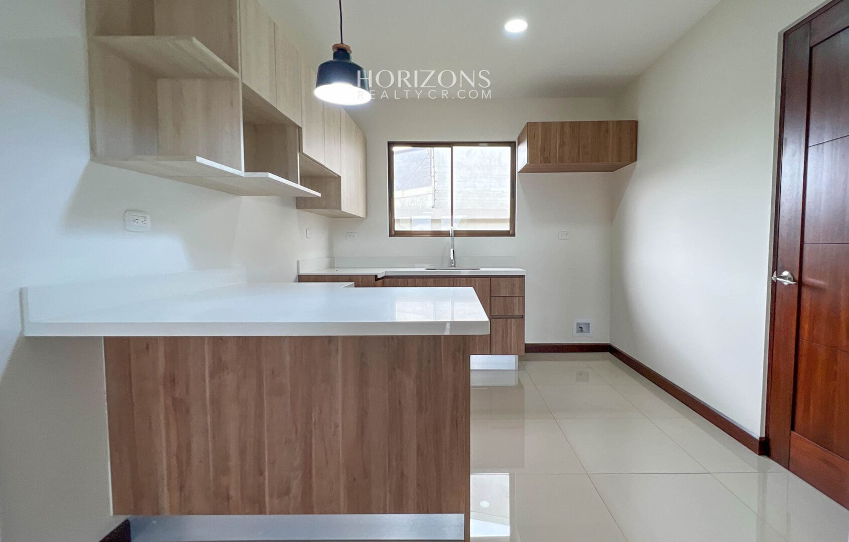 Casa de una Planta en Condominio Frezno Dulce Nombre de Cartago nja1098