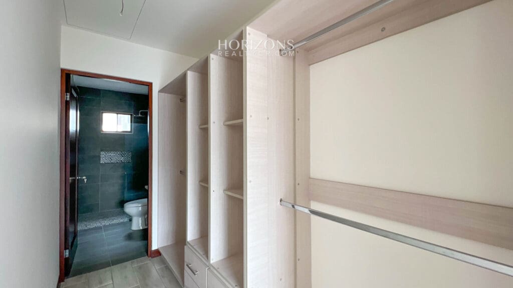 Casa Nueva de una Planta en Condominio / Cartago 3 Dormitorios nja1099