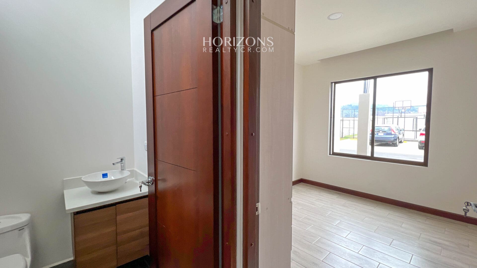 Casa Nueva de una Planta en Condominio / Cartago 3 Dormitorios nja1099