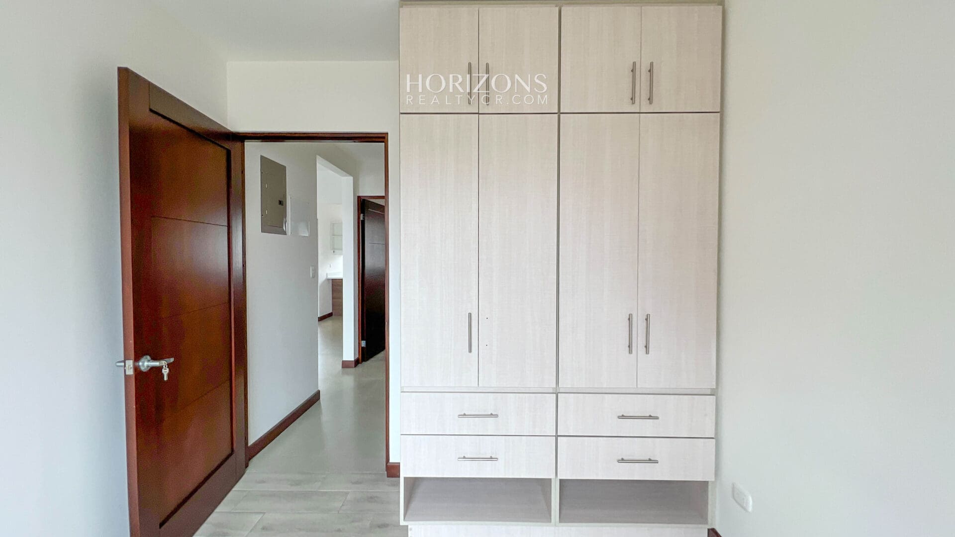 Casa Nueva de una Planta en Condominio / Cartago 3 Dormitorios nja1099