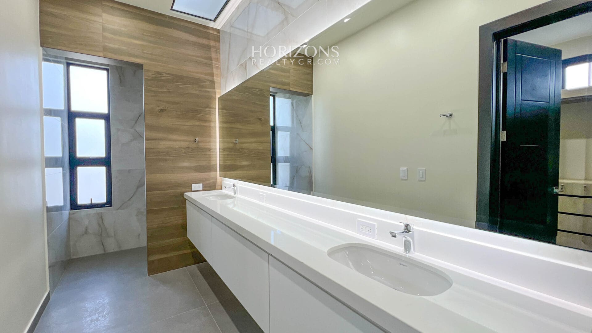 Casa en Venta en Condominio Espavel: ¡Naturaleza, seguridad y comodidad! 4 Dormitorios nja1113
