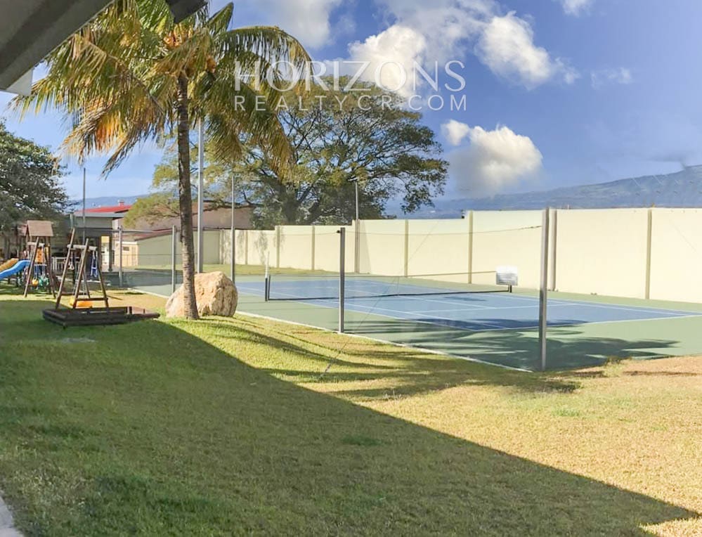 ALQUILER DE APARTAMENTO FULL AMUEBLADO EN CONDOMINIO SANTA ANA njv247
