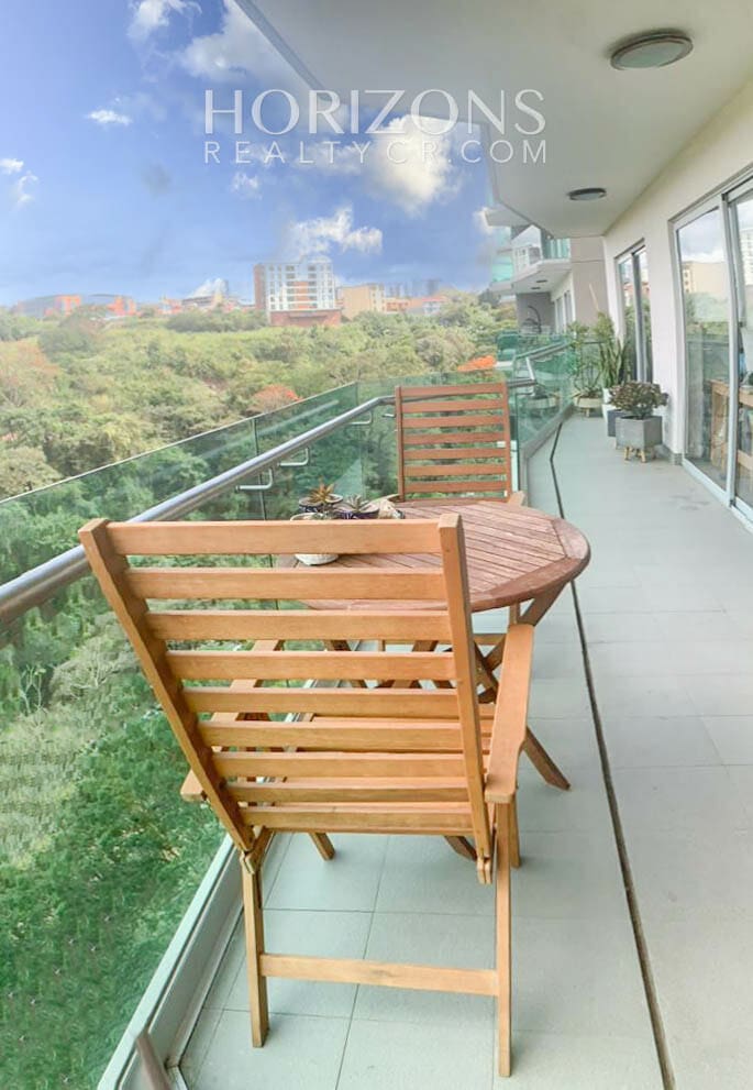 ALQUILER APARTAMENTO FULL AMUEBLADO CONDOMINIO ROHRMOSER njv251