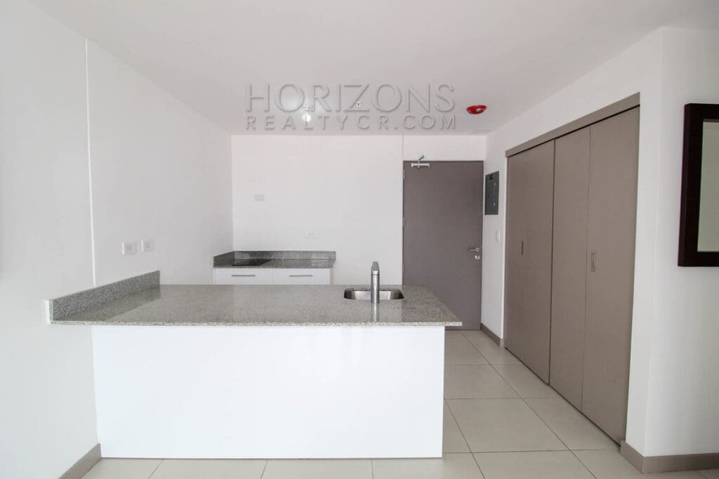 SE ALQUILA APARTAMENTO EN CURRIDABAT 2 HABITACIONES + AMENIDADES noj948