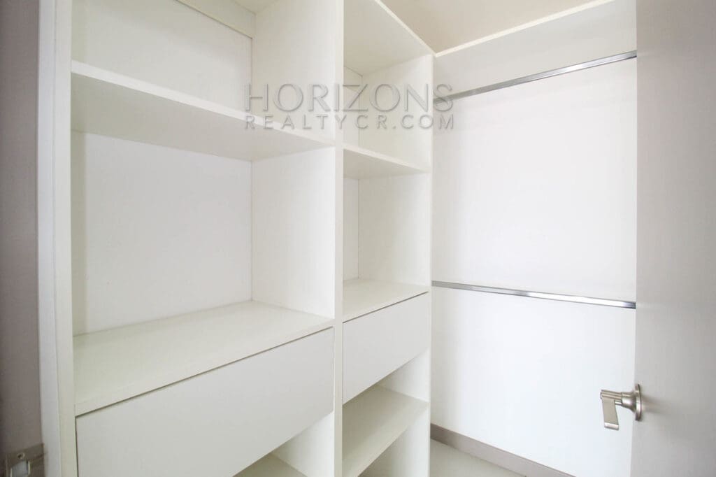 SE ALQUILA APARTAMENTO EN CURRIDABAT 2 HABITACIONES + AMENIDADES noj948