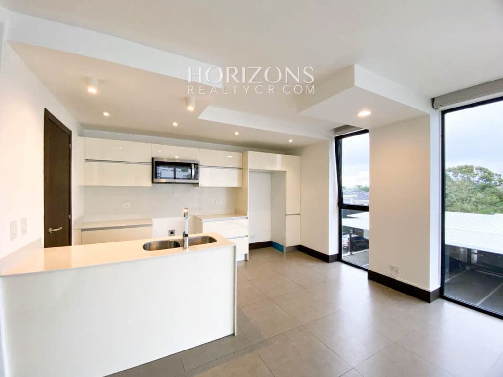 Condominio Golfside! Venta de Apartamento para Inversion noj958