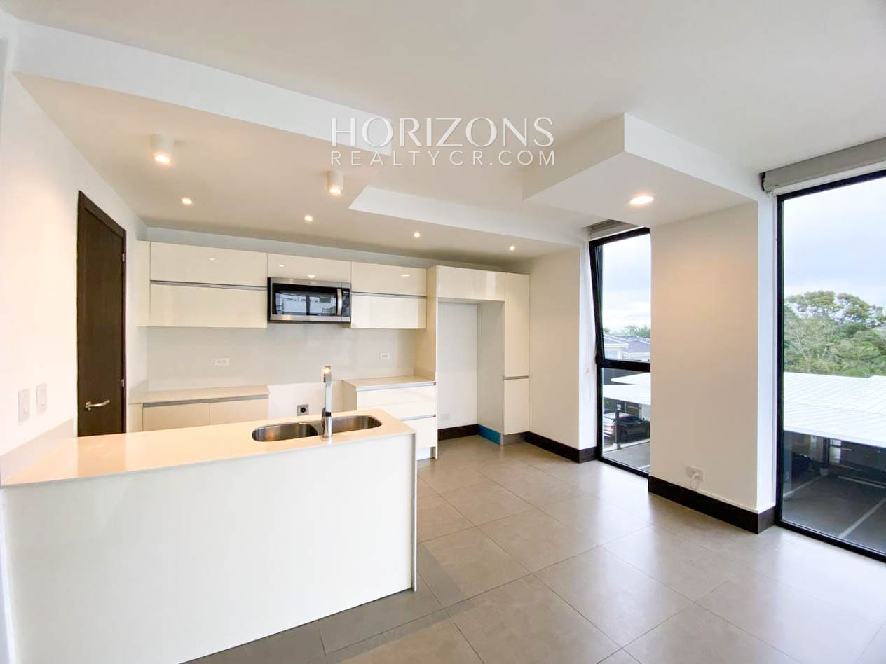Condominio Golfside! Venta de Apartamento para Inversion noj958