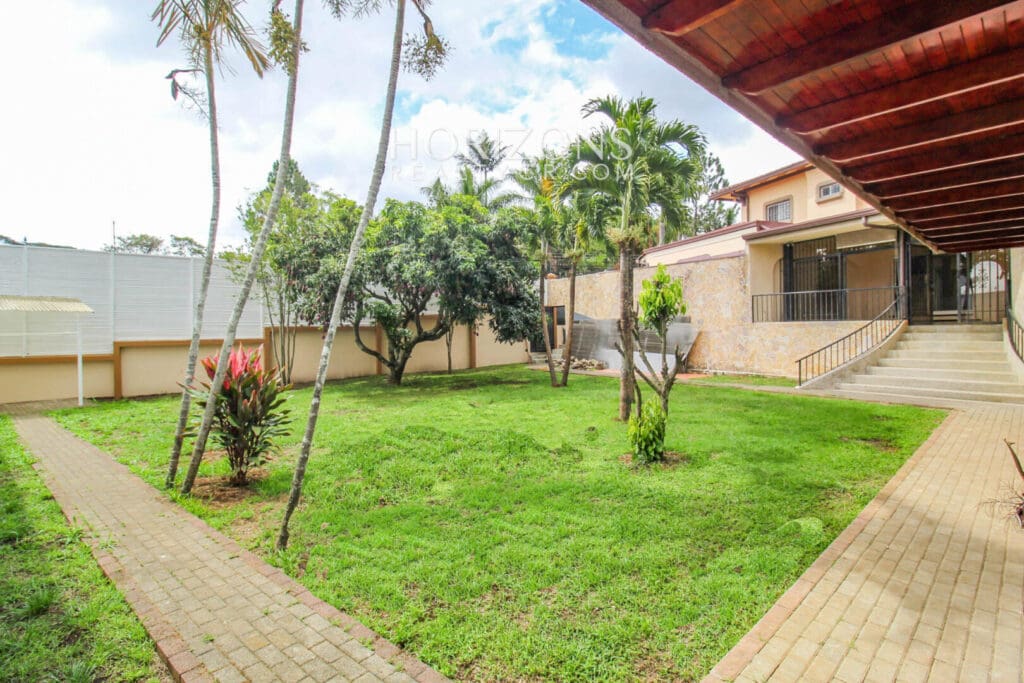 Se Alquila Casa Independiente Con Patio En Curridabat 4 Habitaciones Noj960
