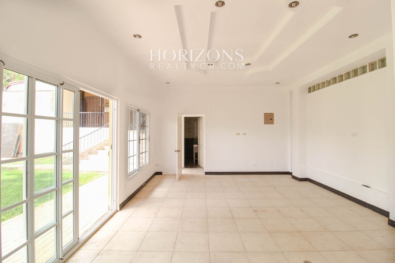 Se Alquila Casa Independiente Con Patio En Curridabat 4 Habitaciones noj960
