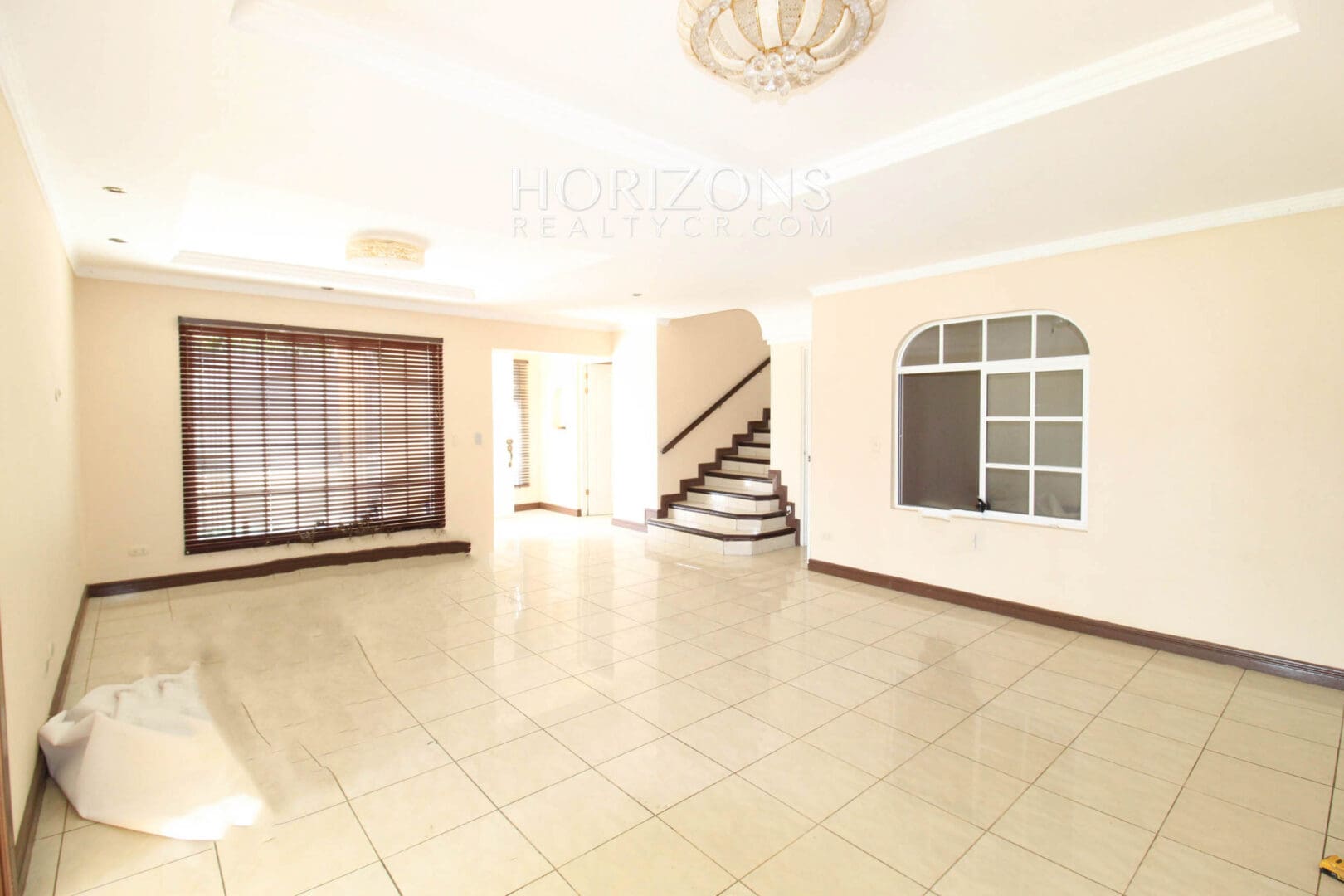 Se Alquila Casa Independiente Con Patio En Curridabat 4 Habitaciones noj960