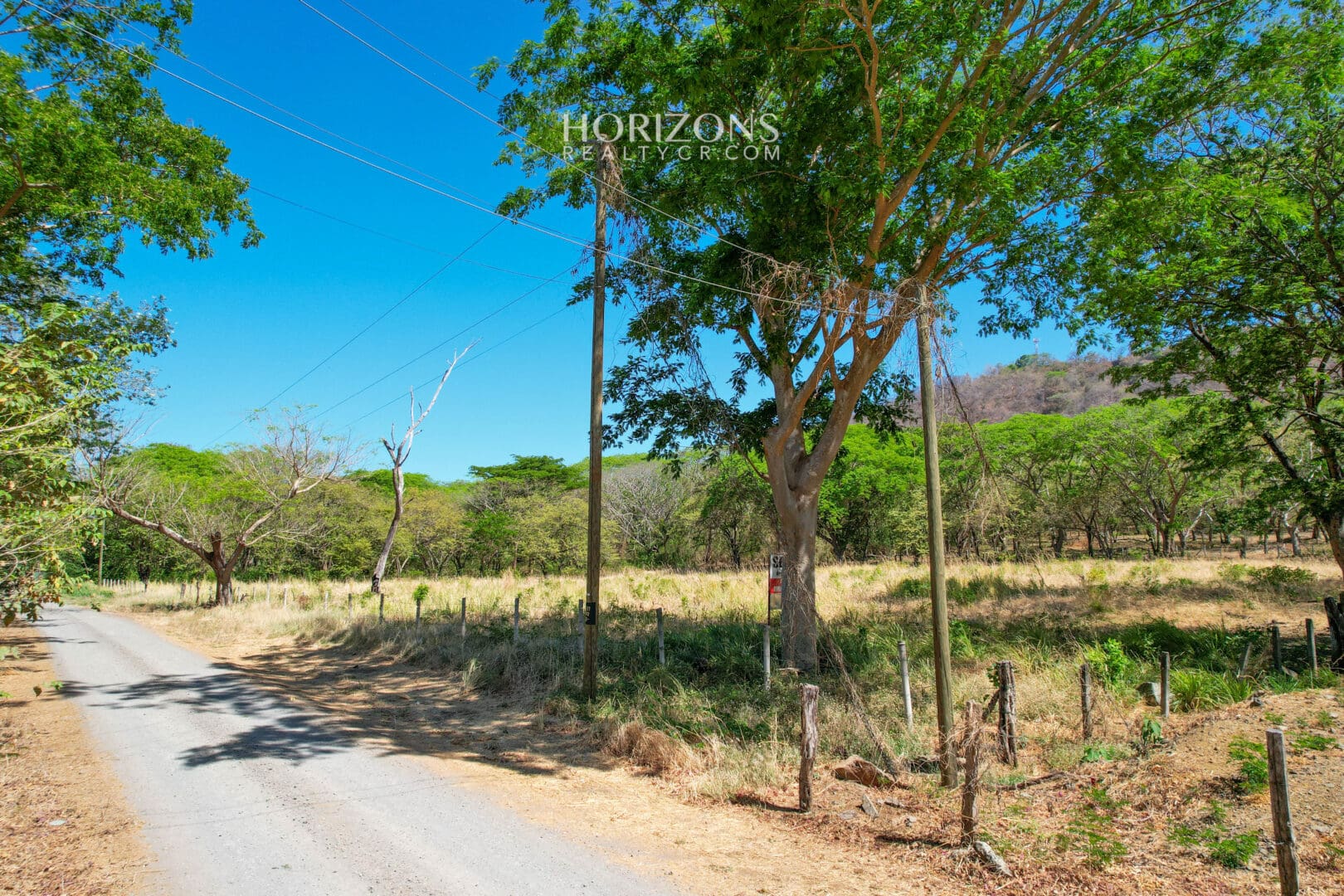 Terreno para Desarrollo de 9,707 m² en Playa Hermosa, Guanacaste – a 200 m de la Playa NJA1105
