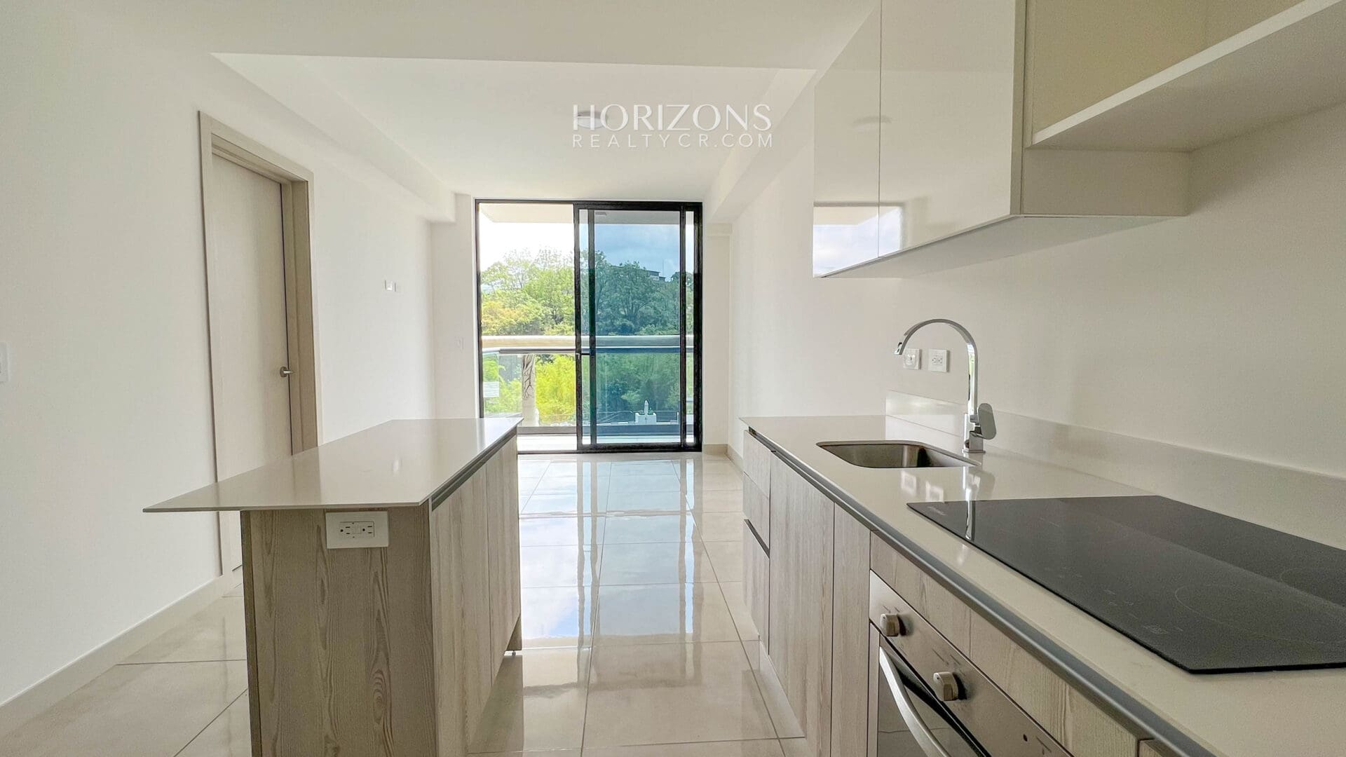 Se Alquila Apartamento Con Linea Blanca En Núcleo Sabana nja1119