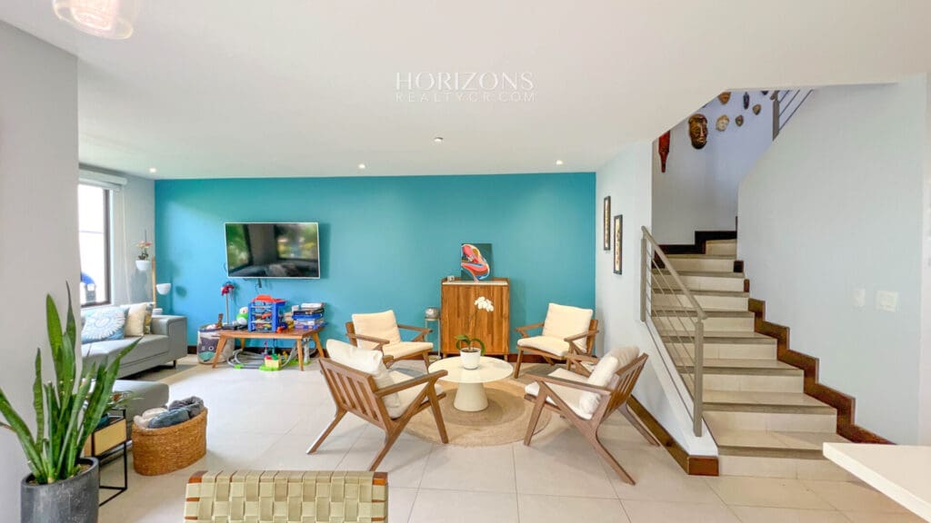 Venta de Casa en Condominio La Estefana en Sabanilla nja1124