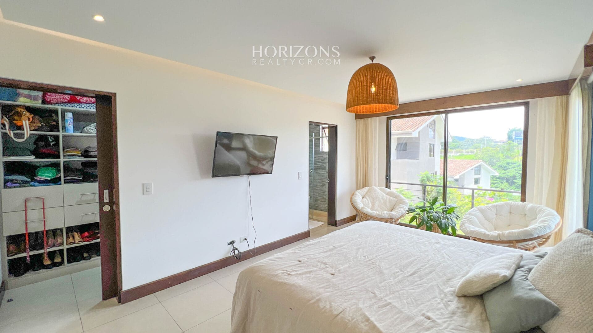 Venta de Casa en Condominio La Estefana en Sabanilla nja1124