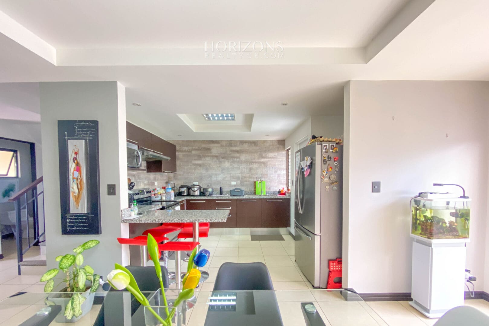 ¡En Venta! Casa Esquinera en Hacienda Sacramento 3 Parqueos 206m2 de Lote nja1126