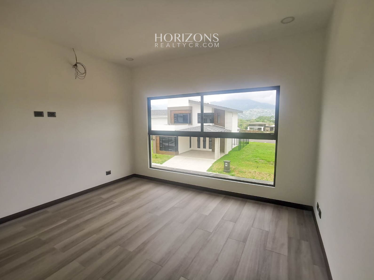Casa Nueva en Condominio Villa del Sol, San Rafael, Alajuela 3 Habitaciones njr65