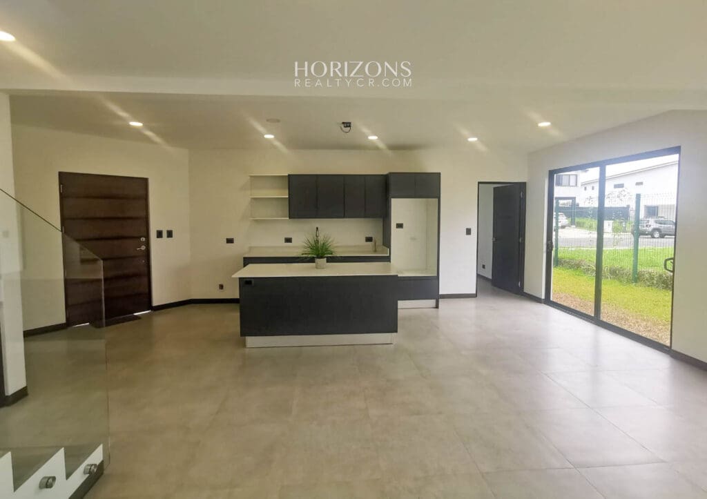 Casa Nueva en Condominio Villa del Sol, San Rafael, Alajuela 3 Habitaciones njr65