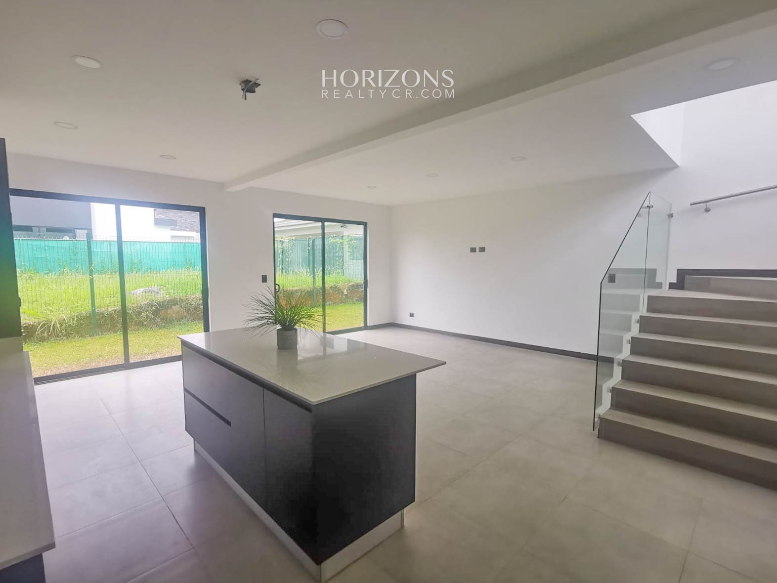 Casa Nueva en Condominio Villa del Sol, San Rafael, Alajuela 3 Habitaciones njr65